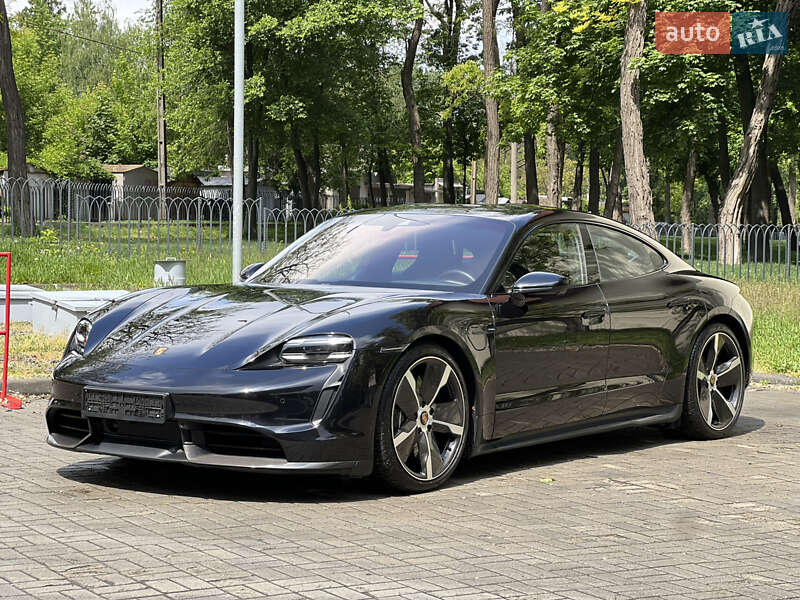 Седан Porsche Taycan 2020 в Днепре