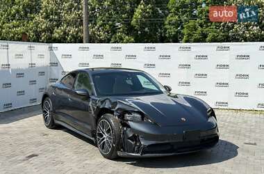 Porsche Taycan 2021 Porsche Taycan 2021