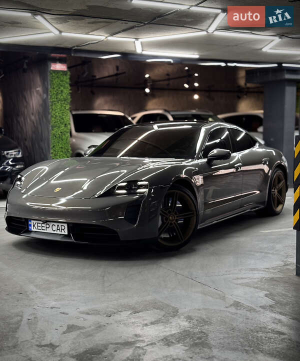 Седан Porsche Taycan 2020 в Одессе