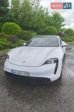 Porsche Taycan 2022 Porsche Taycan 2022