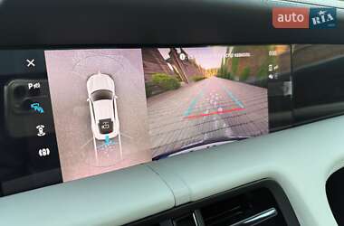 Седан Porsche Taycan 2021 в 