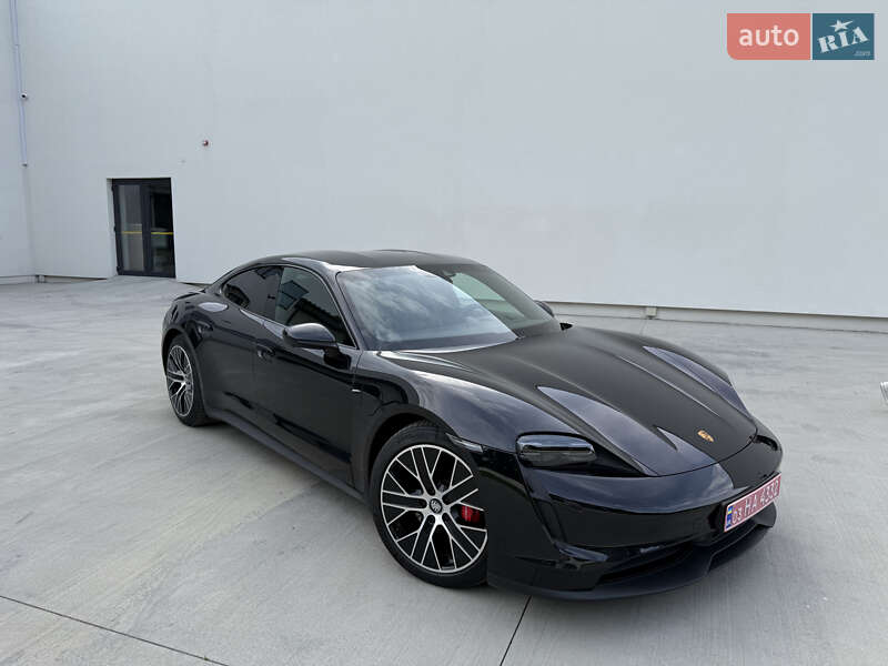 Седан Porsche Taycan 2021 в Луцке