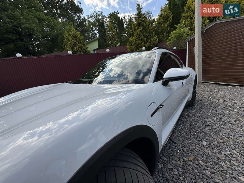 Седан Porsche Taycan 2021 в Трускавце