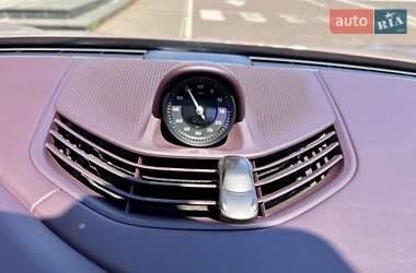 Седан Porsche Taycan 2020 в 