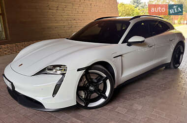 Седан Porsche Taycan 2023 в Дніпрі