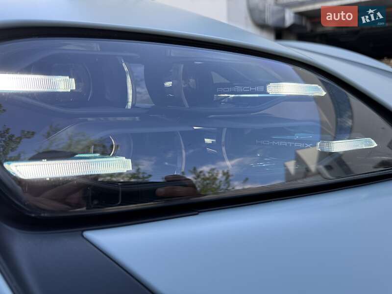 Седан Porsche Taycan 2024 в Днепре фото 8 Седан Porsche Taycan 2024 в Днепре