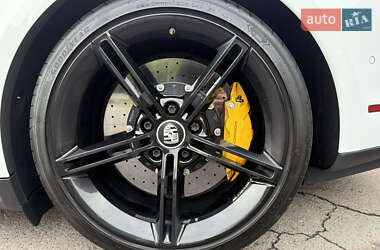 Седан Porsche Taycan 2020 в 