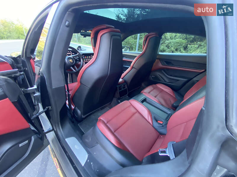 Седан Porsche Taycan 2019 в Киеве фото 9 Седан Porsche Taycan 2019 в Киеве