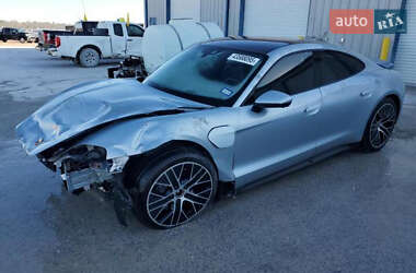 Porsche Taycan 2021 Porsche Taycan 2021
