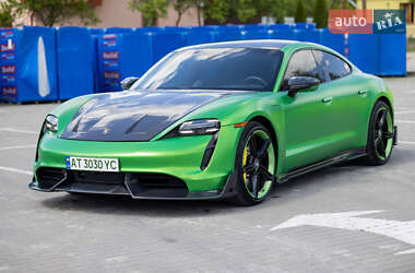 Седан Porsche Taycan 2020 в Львові
