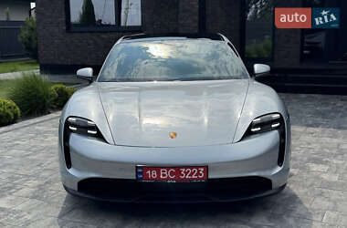 Седан Porsche Taycan 2021 в Луцке