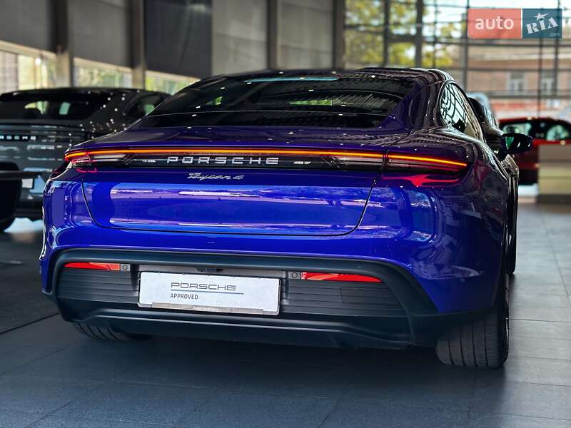 Седан Porsche Taycan 2025 в Одессе