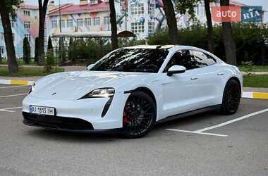 Седан Porsche Taycan 2021 в Києві