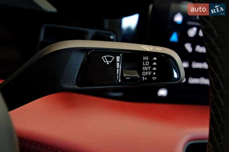 Седан Porsche Taycan 2022 в Одессе