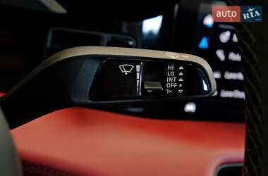Седан Porsche Taycan 2022 в 