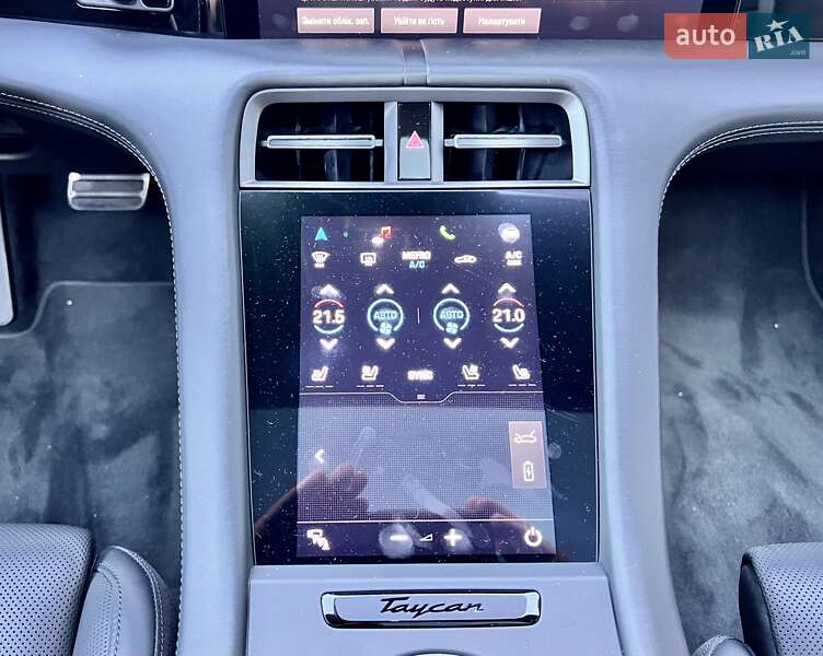 Седан Porsche Taycan 2020 в Киеве фото 35 Седан Porsche Taycan 2020 в Киеве