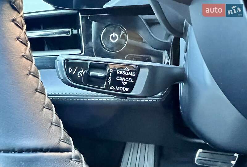 Седан Porsche Taycan 2020 в Киеве фото 43 Седан Porsche Taycan 2020 в Киеве