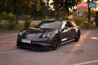 Porsche Taycan 2020