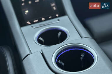 Седан Porsche Taycan 2021 в Киеве