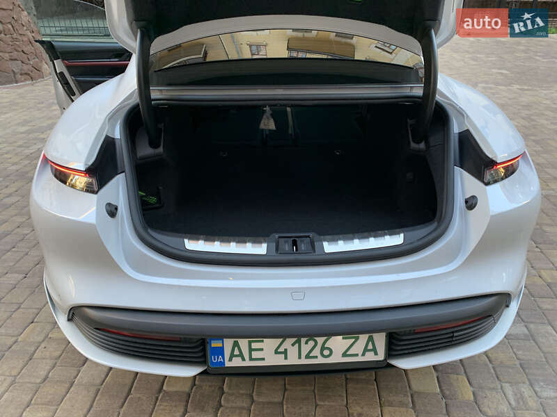 Седан Porsche Taycan 2021 в Киеве фото 10 Седан Porsche Taycan 2021 в Киеве