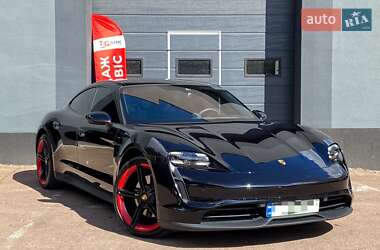 Porsche Taycan 2020
