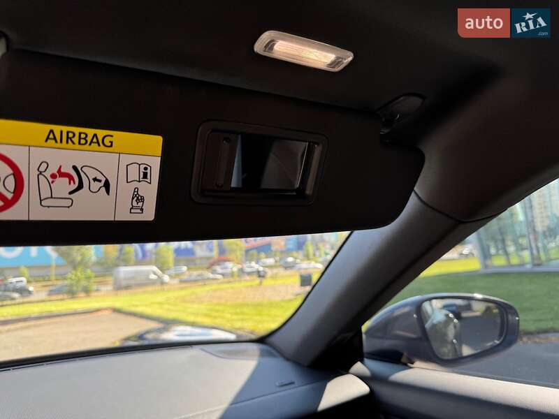 Універсал Porsche Taycan 2024 в Києві фото 66 Універсал Porsche Taycan 2024 в Києві