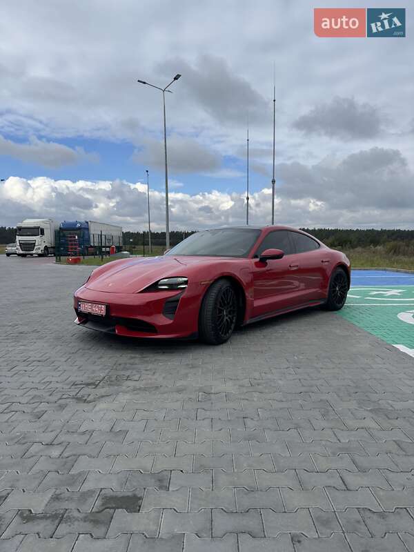 Седан Porsche Taycan 2021 в Луцке