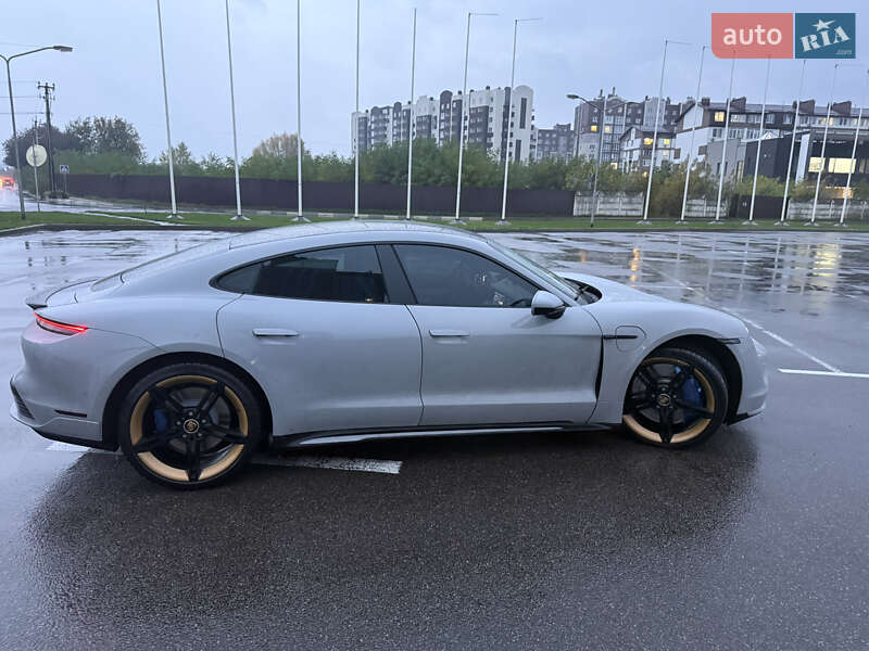 Седан Porsche Taycan 2020 в Києві фото 6 Седан Porsche Taycan 2020 в Києві