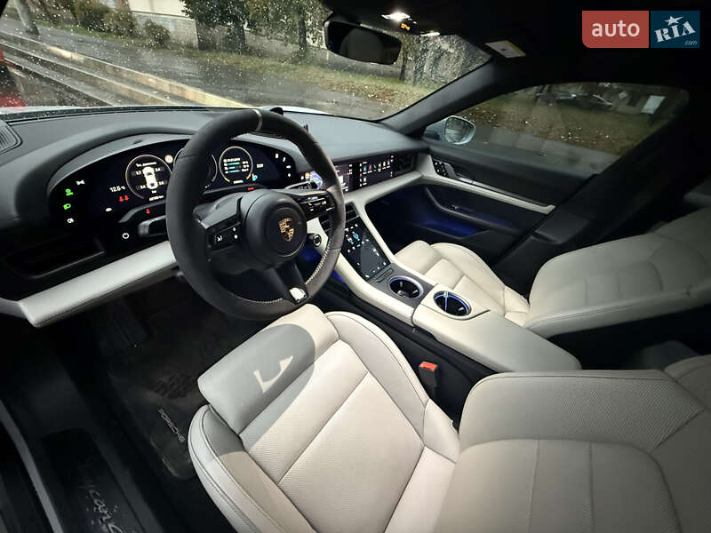 Седан Porsche Taycan 2020 в Києві фото 7 Седан Porsche Taycan 2020 в Києві
