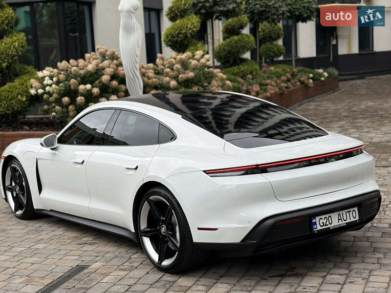 Седан Porsche Taycan 2021 в Киеве фото 20 Седан Porsche Taycan 2021 в Киеве