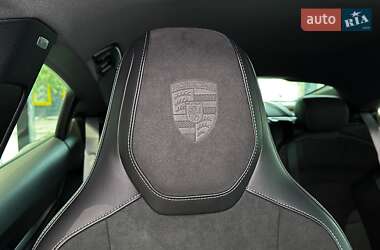 Седан Porsche Taycan 2024 в  фото 20 Седан Porsche Taycan 2024 в
