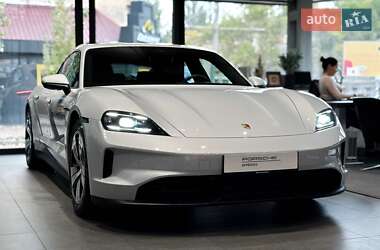 Седан Porsche Taycan 2024 в  фото 3 Седан Porsche Taycan 2024 в
