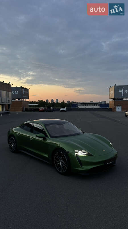 Седан Porsche Taycan 2022 в Києві фото Седан Porsche Taycan 2022 в Києві