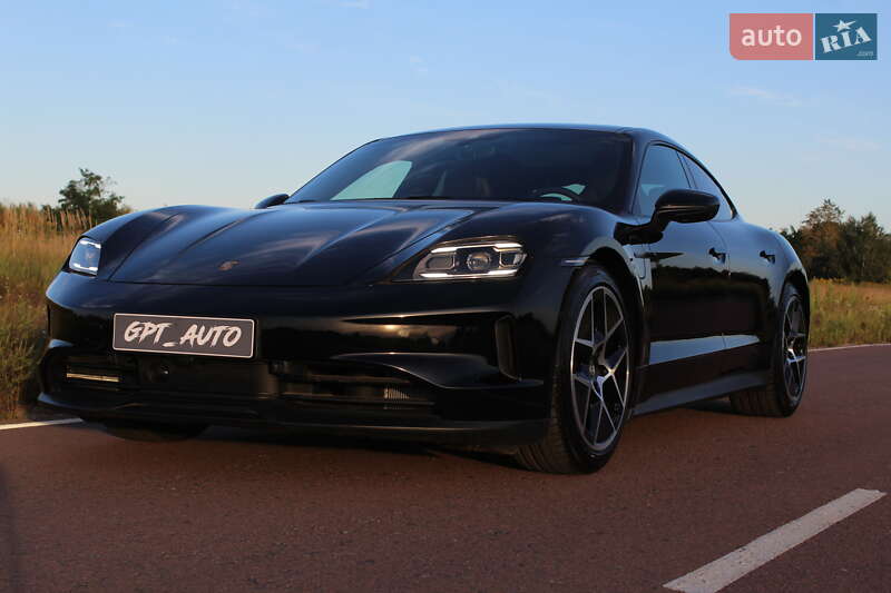 Седан Porsche Taycan 2024 в Києві фото 10 Седан Porsche Taycan 2024 в Києві