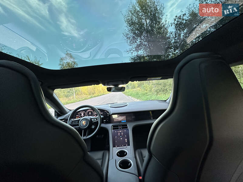 Седан Porsche Taycan 2024 в Києві фото 25 Седан Porsche Taycan 2024 в Києві