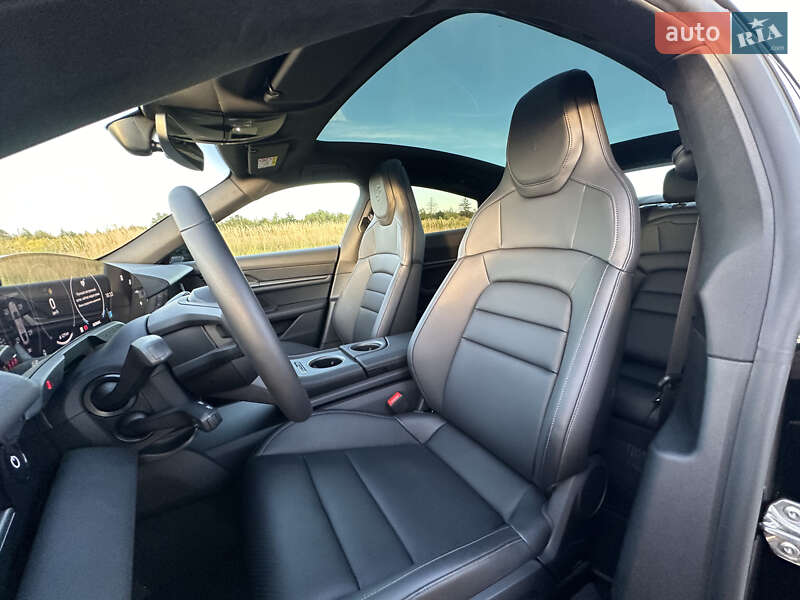 Седан Porsche Taycan 2024 в Києві фото 21 Седан Porsche Taycan 2024 в Києві