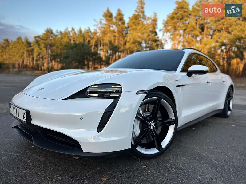 Седан Porsche Taycan 2023 в Киеве фото 4 Седан Porsche Taycan 2023 в Киеве