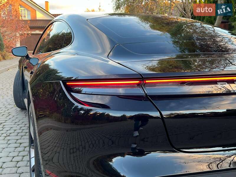 Седан Porsche Taycan 2022 в Львові фото 12 Седан Porsche Taycan 2022 в Львові