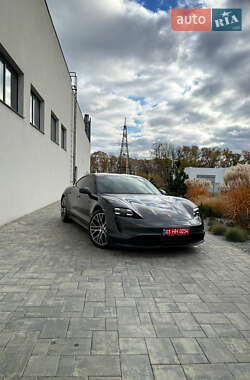 Седан Porsche Taycan 2022 в Луцке