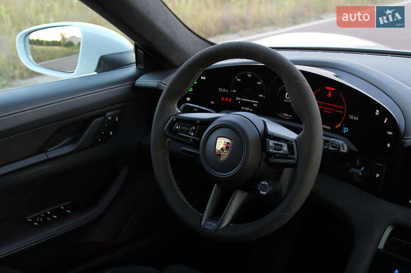 Седан Porsche Taycan 2022 в Києві фото 32 Седан Porsche Taycan 2022 в Києві