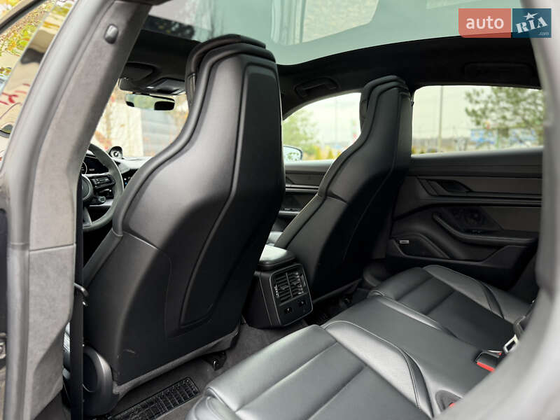 Седан Porsche Taycan 2021 в Львові фото 78 Седан Porsche Taycan 2021 в Львові