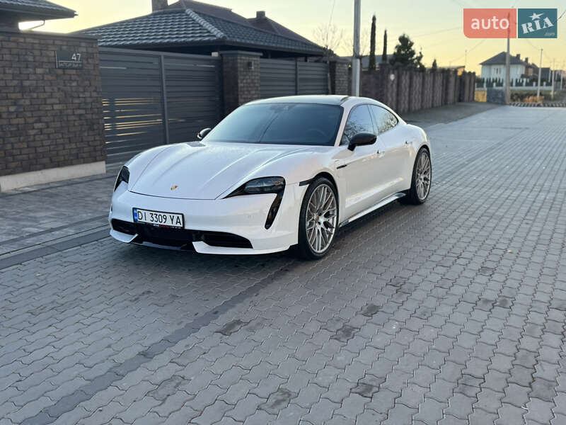 Седан Porsche Taycan 2020 в Луцьку