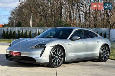 Седан Porsche Taycan 2021 в Луцьку