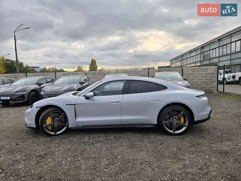 Седан Porsche Taycan 2021 в Киеве фото 23 Седан Porsche Taycan 2021 в Киеве
