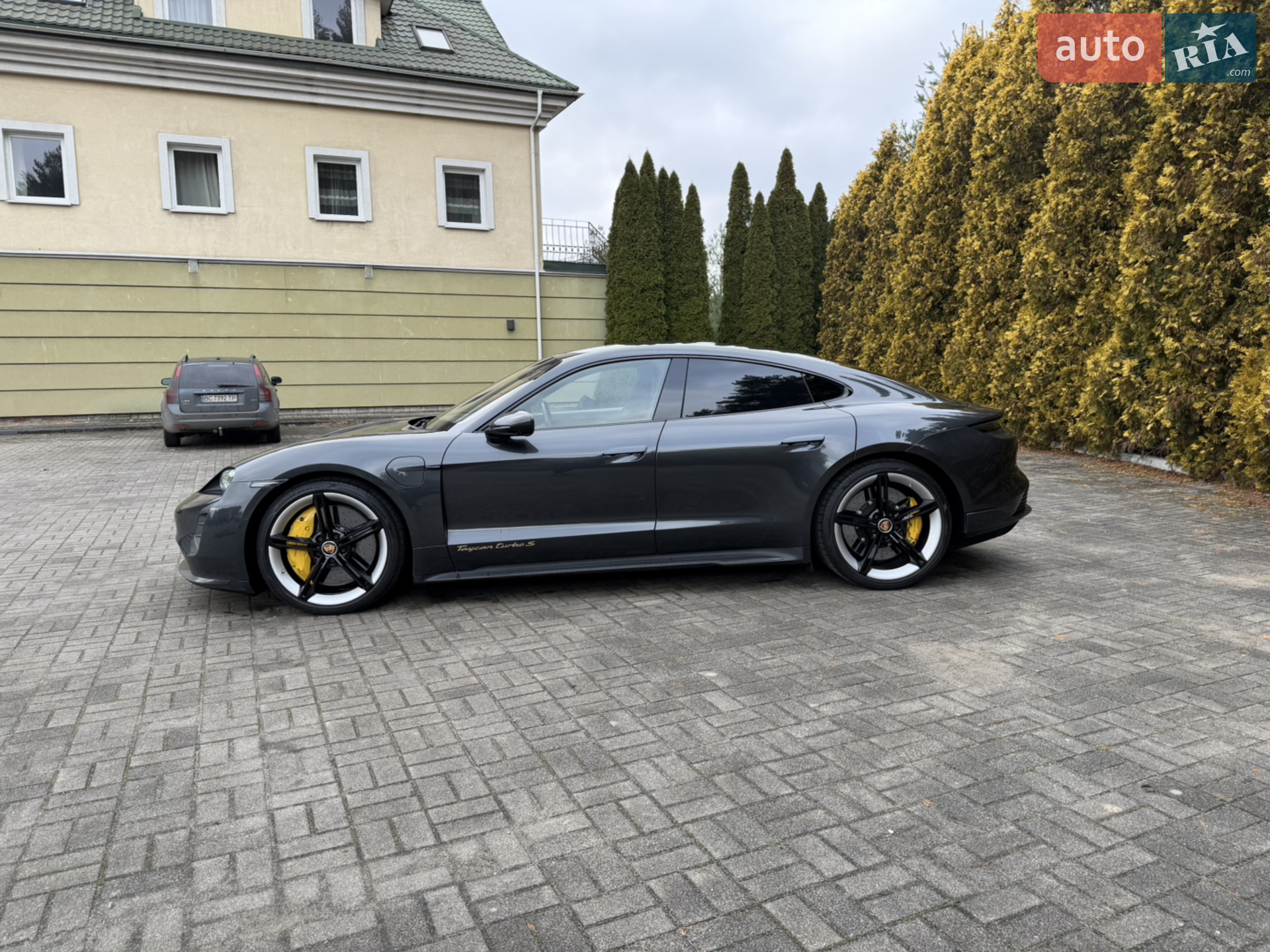 2020 Porsche Taycan - мініатюра 6