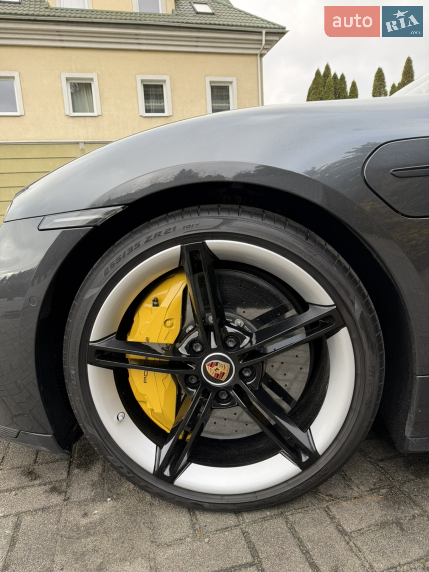 2020 Porsche Taycan - мініатюра 20