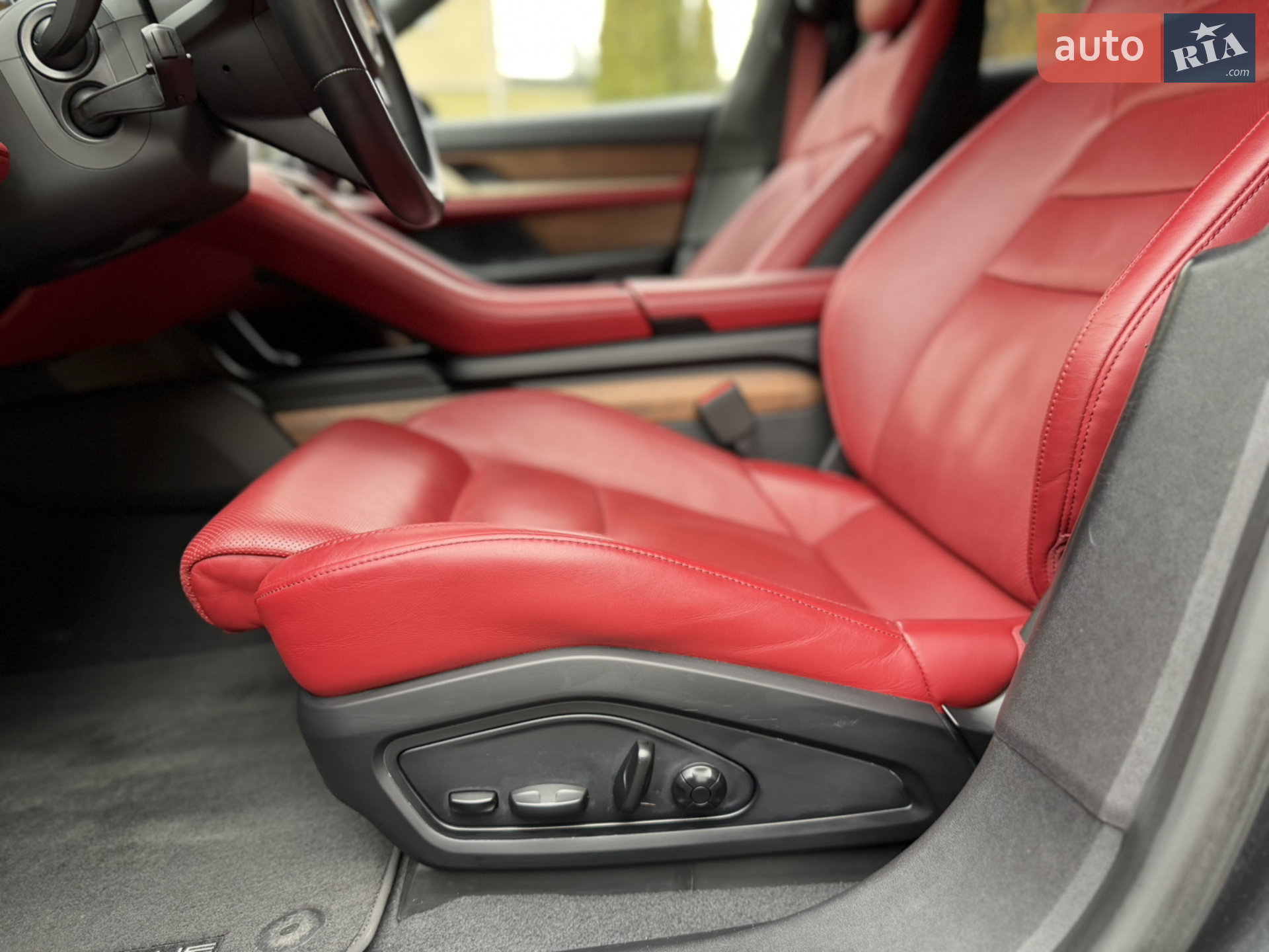 2020 Porsche Taycan - мініатюра 25