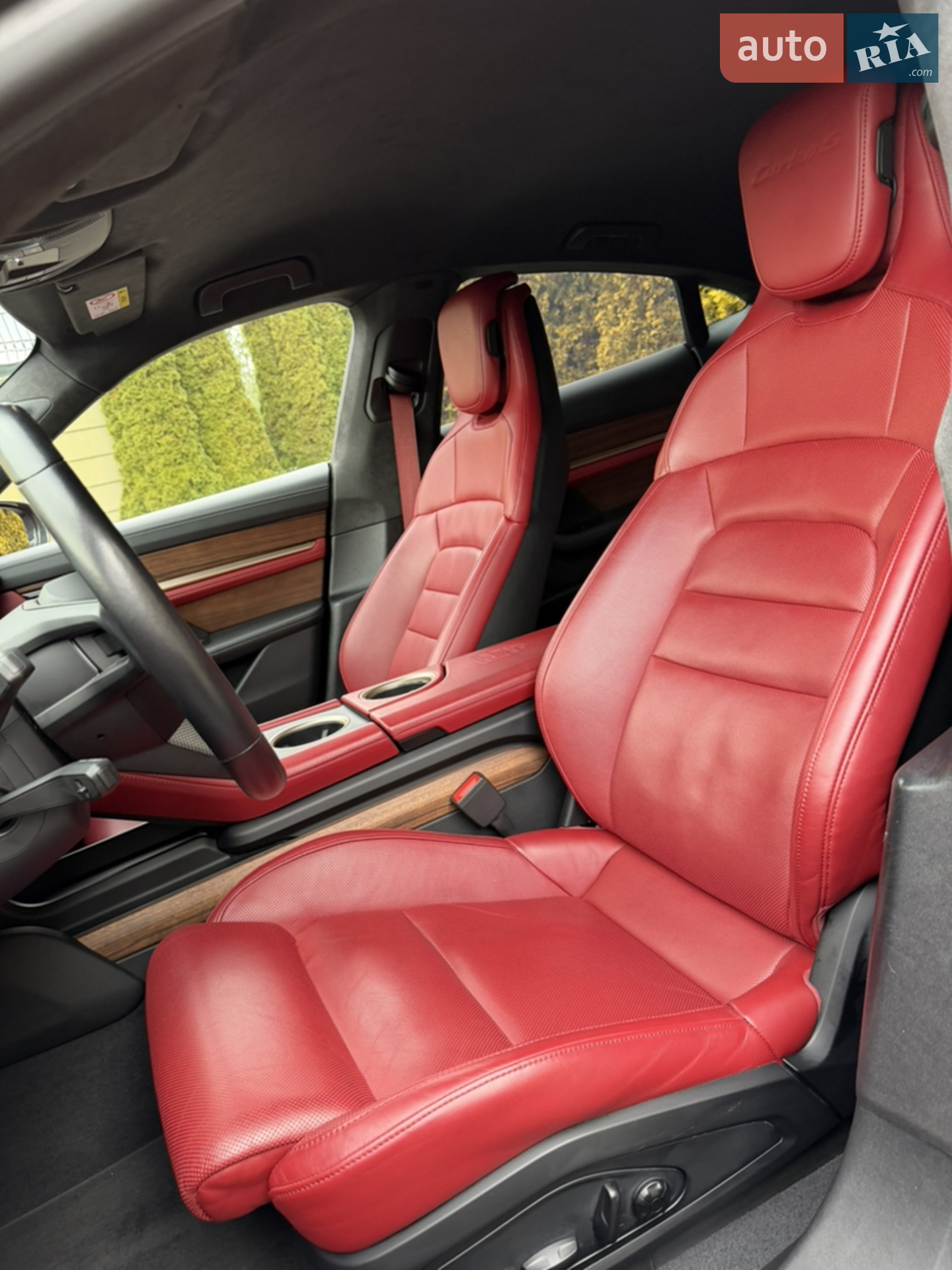 2020 Porsche Taycan - мініатюра 26