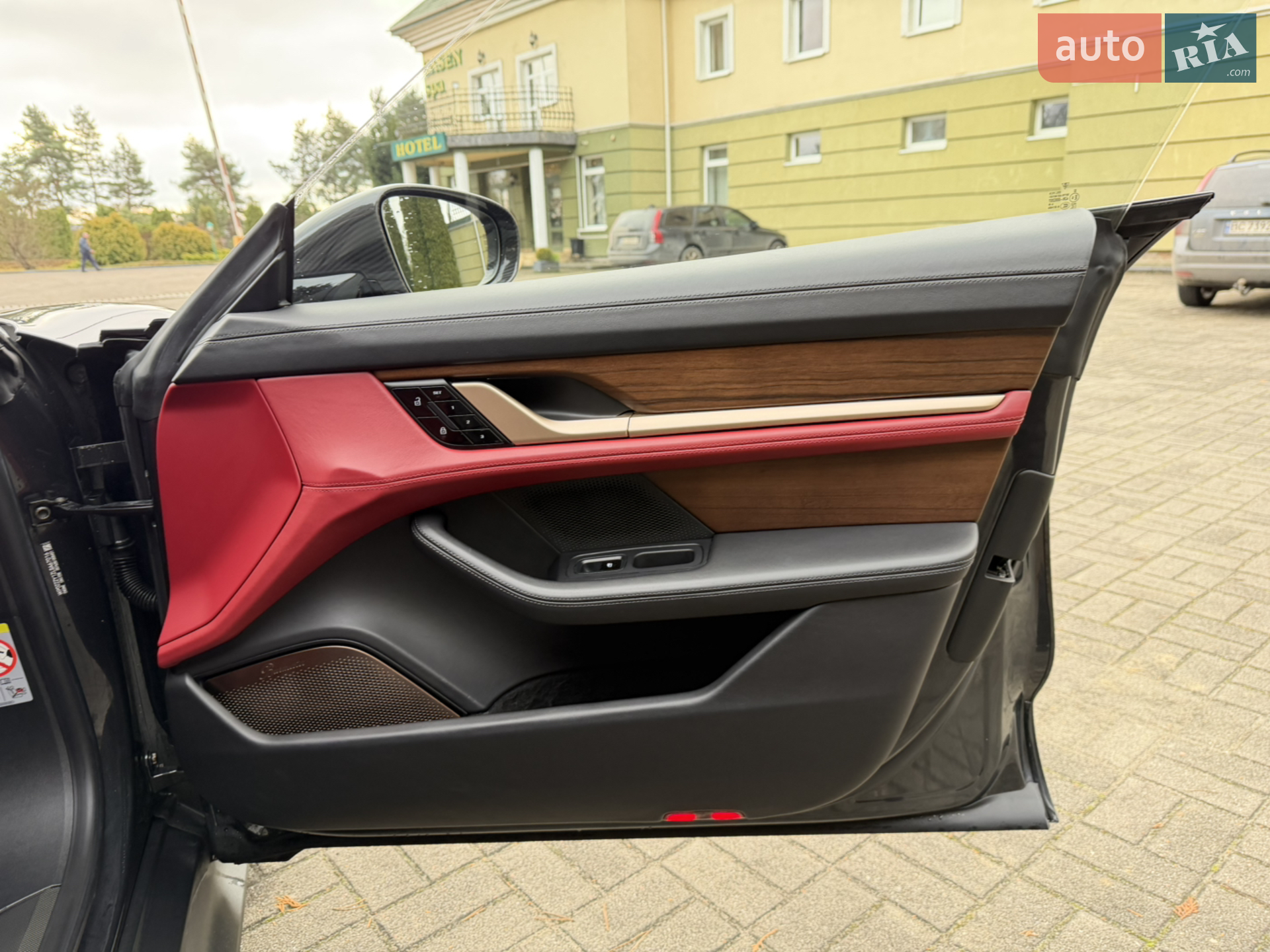 2020 Porsche Taycan - мініатюра 61