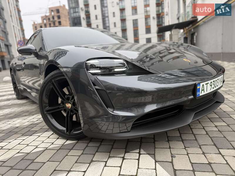 Седан Porsche Taycan 2021 в Ивано-Франковске